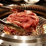 五反田 大衆焼肉 暴飲暴食 - 暴食カルビロース『タレ』