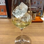 仙臺たんや利久Brasserie - ウィスキーのロックです。