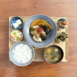 BOB KITCHEN - 