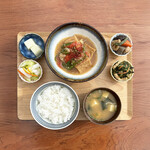 BOB KITCHEN - 