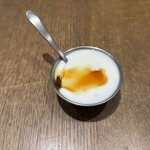 カラピンチャ - デザートのヨーグルト