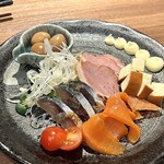 肉と炉端と釜めし くろ屋 - 