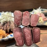肉と炉端と釜めし くろ屋 - 