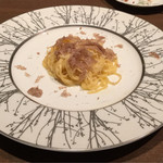 ラ スフォリーナ - 白トリュフのタヤリン
      素晴らしい香り 2014-11