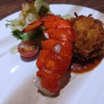 kitchen俊貴 - 海老と蟹の贅沢なコロッケ、キャベツも激旨