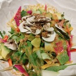 マッカ - アボガドとマッシュルームのサラダ。自家製ドレッシングが美味しかったから買って帰ってしまった笑