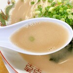 とんこつラーメン よかろうもん - 