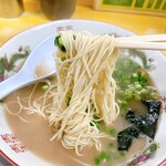 とんこつラーメン よかろうもん - 