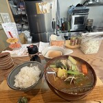 みそ汁や まり福 - 