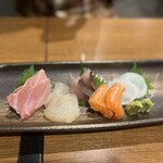 牡蠣と日本酒 成光 - 