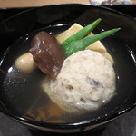 Jushuu - すっぽんの真じょう、大黒シメジ、玉子豆腐など。充実したお出汁の味わいです。