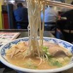 博多麺房 赤のれん - 