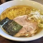 麺 晴天 - しおらぁめん