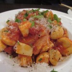 ジュイップ - ベーコンとマッシュルームのアマトリチャーナ（だったかな？）