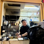 ルッカ - 満員御礼で大忙し