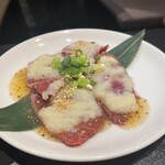 老舗精肉店直送 千種焼肉 飛騨牛の奴隷 - 