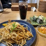 タイ屋台料理＆ヌードル オシャ - 