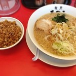 あかみ - ラーメン＋チャーシュー炊き込みご飯