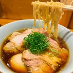 中華そば しば田 - 特製（豚）中華そば〈太麺〉　1,780円