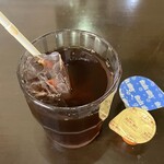 かつ城 - 食後のアイスコーヒー