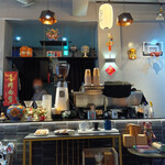 GOLDEN hood - 店内の雰囲気