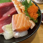 栄寿し総本店 - トロサーモン