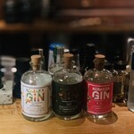 リープバー - ② 2400円：ジン3種（鹿児島KOMASA GIN：オレンジ、焙じ茶、苺）