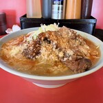 ラーメン 富士丸 - パンチの効いた一杯！でも雑な作りじゃないから安心して〜