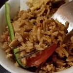 イーマサラ - チキンビリヤニ リフトアップ。