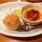 TEA ROOM Yuki Usagi - 