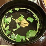 赤坂ふきぬき - 肝吸いの肝は極めて柔らかい