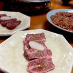 炭火焼肉・ホルモン モツの関ちゃん - 