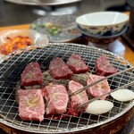 炭火焼肉・ホルモン モツの関ちゃん - 和牛ハラミ　　和牛サガリ