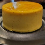 自家焙煎珈琲みじんこ - プリンを横から撮りました！固めで中はモッチリ(ﾟ∀ﾟ)