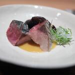 日本料理FUJI - 肉厚なサバ。蒸して味噌ソースで。