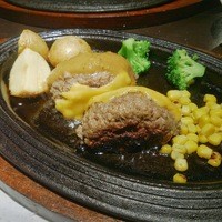 大井町銭場精肉店 - ハンバーグランチ　ミディアムサイズ　チーズトッピング