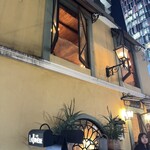 カフェ ラ・ボエム - 店構えも素敵