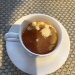 ブッフェダイニングシェフズレシピ - ボルシチにはサワークリーム付いていた