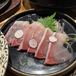 炭と海鮮と串焼きと肴 とっとっと - 