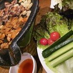 韓国料理 Han - サムギョプサルと新鮮お野菜