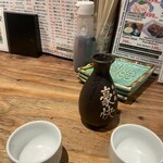 中トロと豚足 - 