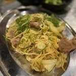 大分からあげと鉄板焼 勝男 西新宿応援団 - 