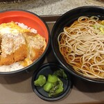 名代 富士そば - 料理写真:
