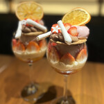 ERUTAN RESTAURANT BAR - 