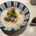 淡麗拉麺 己巳 - 炙りコロチャーシュー丼　トリュフ醤油