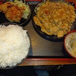 上州屋 - 豚バラ焼肉W＋唐揚げ定食(ご飯900g)