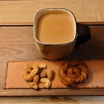 CHIYA-BA - Strike Mountain (Hot) ＋ ミニセルロティ(米粉ドーナツ) ＋ スパイスナッツ