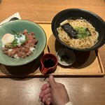 麺匠の心つくし つるとんたん - 