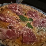 モモタ バー - 美味しい手作りピザ