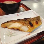 い志い食堂 - ほっけ